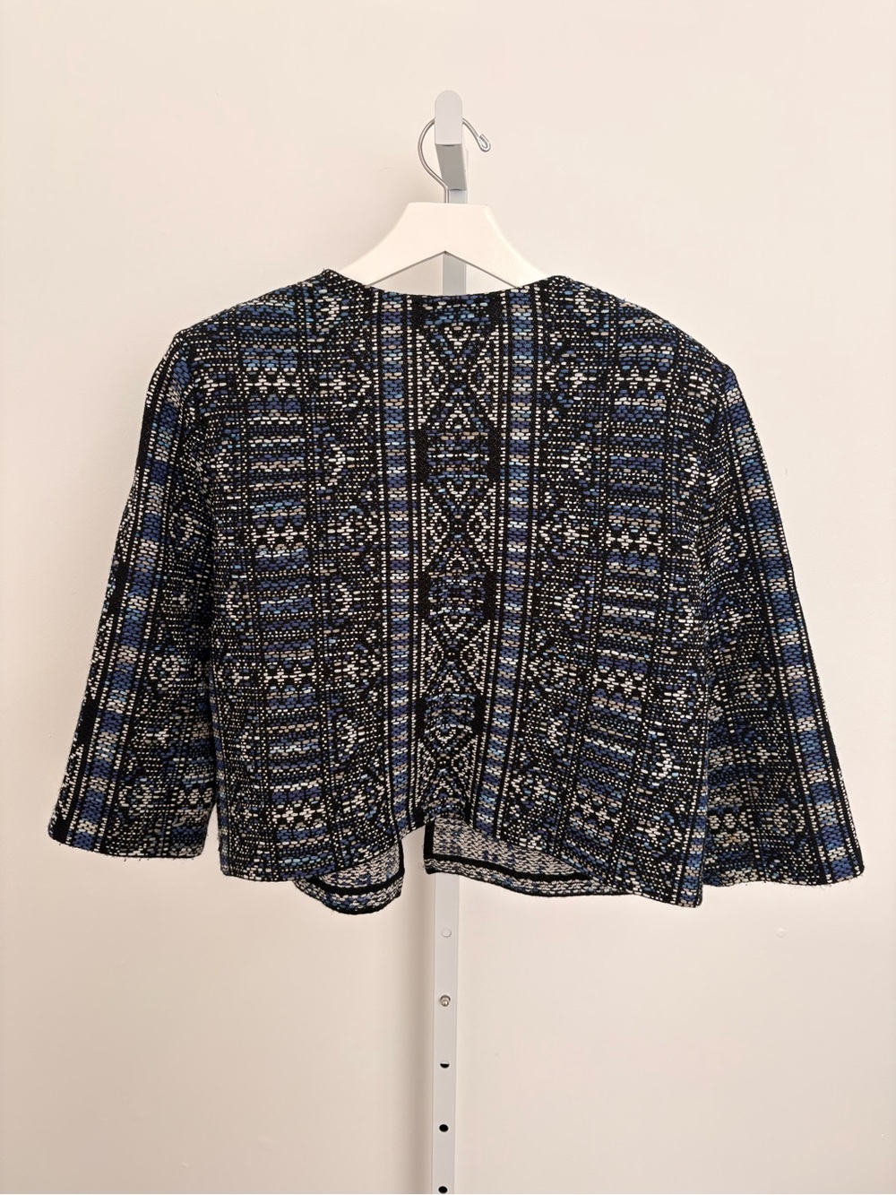 St. John Black and Blue Textured Open-Front Blazer - Picture 3 of 3